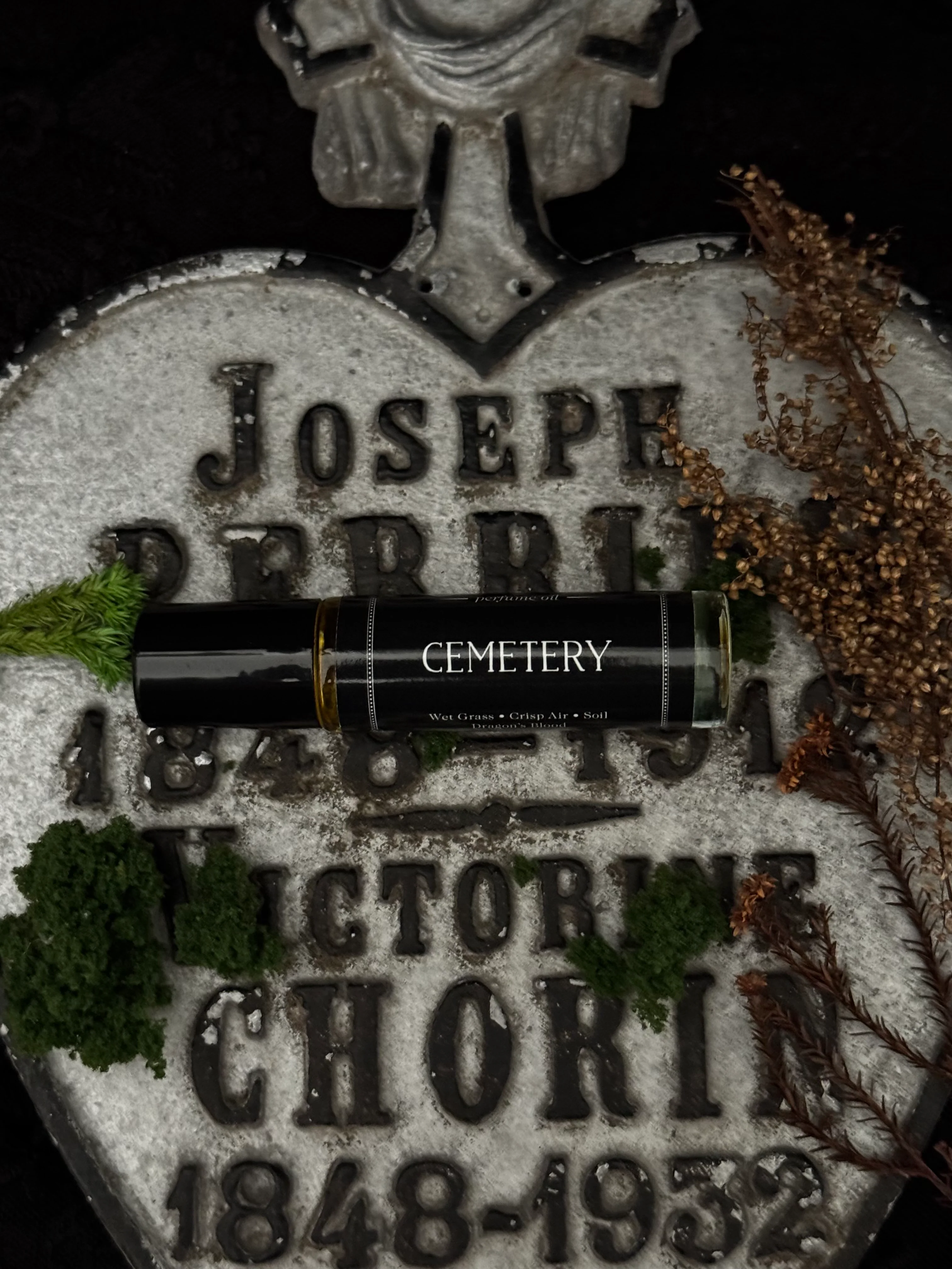Cemetery (dragon’s blood incense, earth) - Image 15