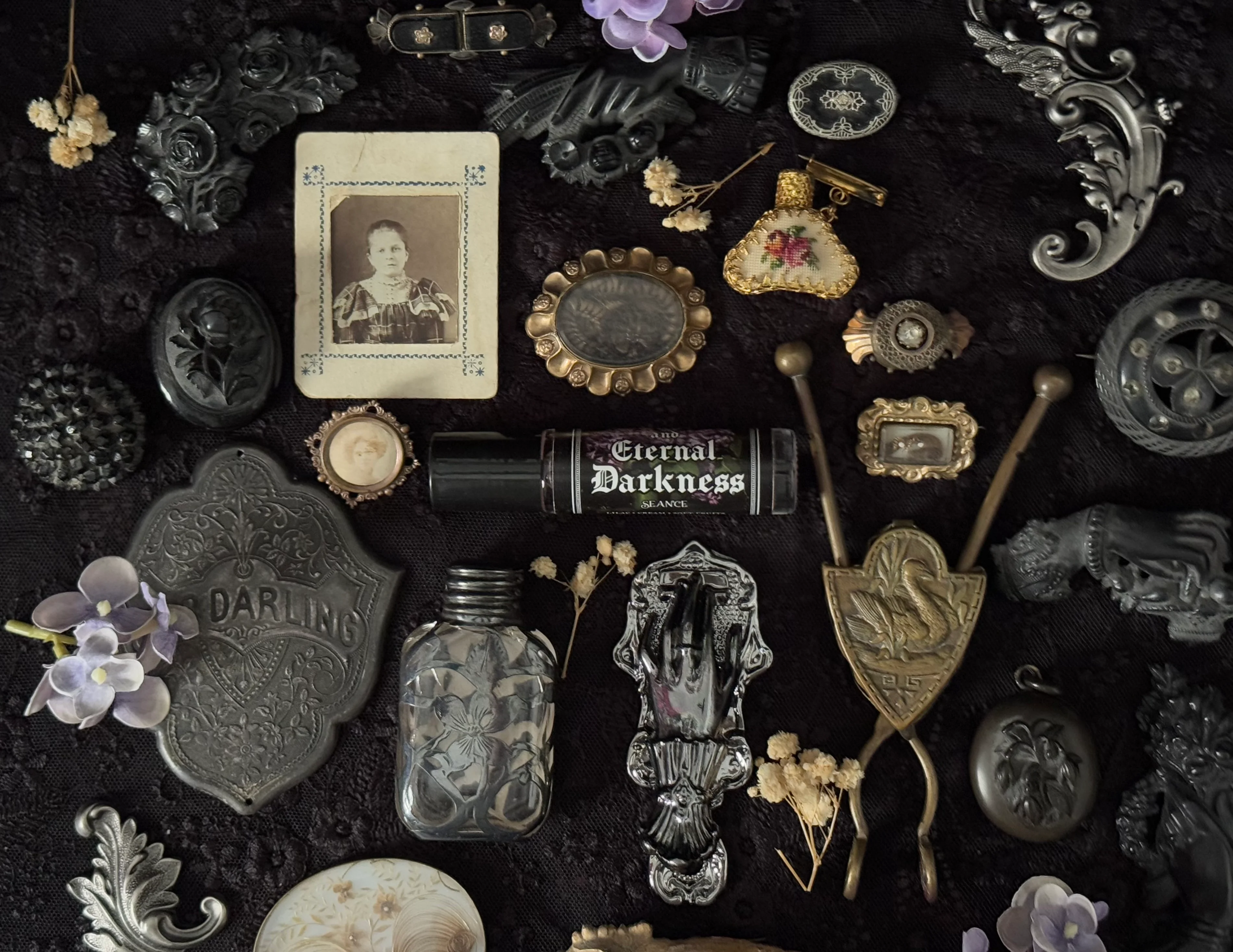 Eternal Darkness (lilac & cream) - Image 5
