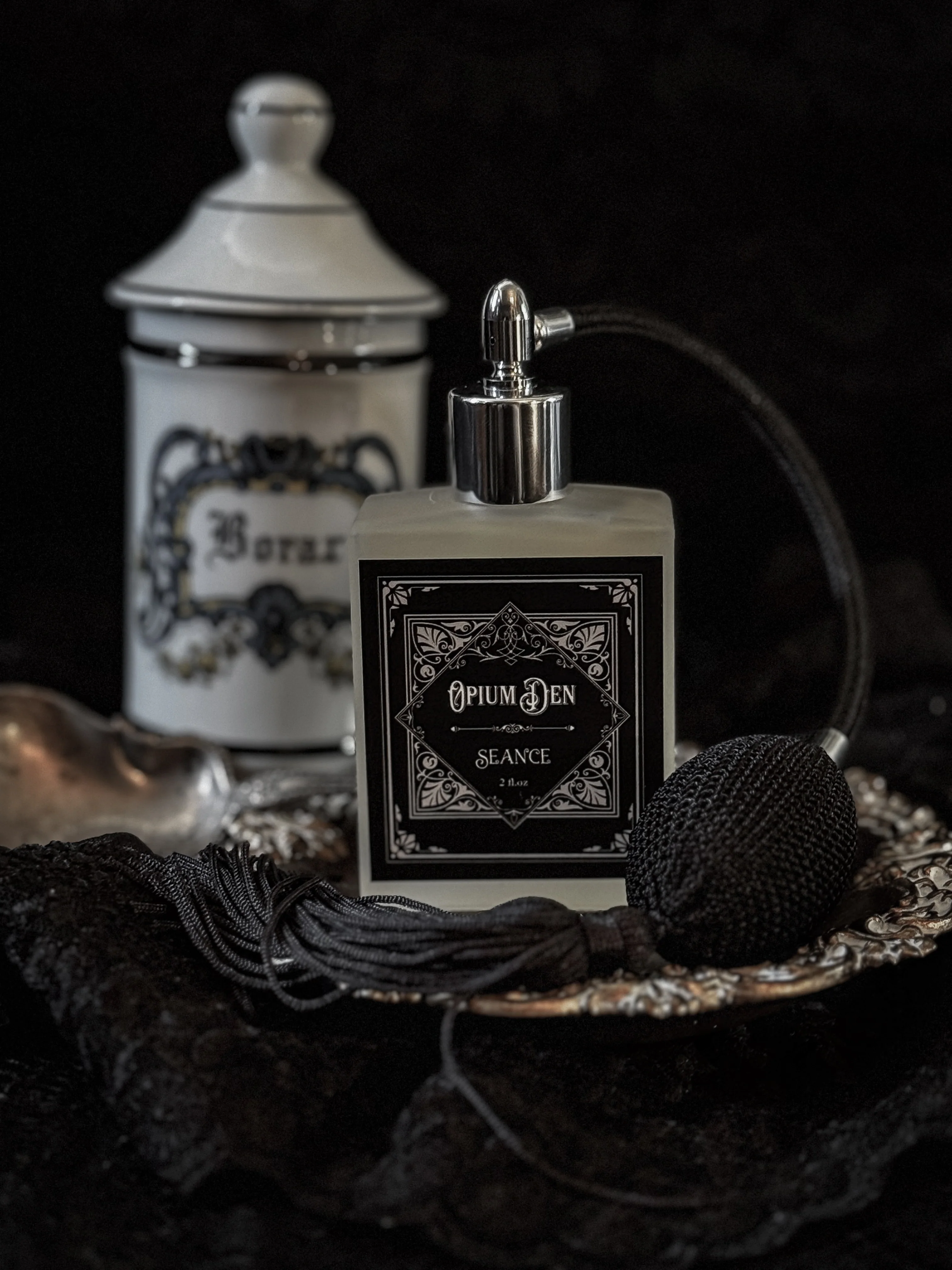 Opium Den Eau De Parfum - Image 3
