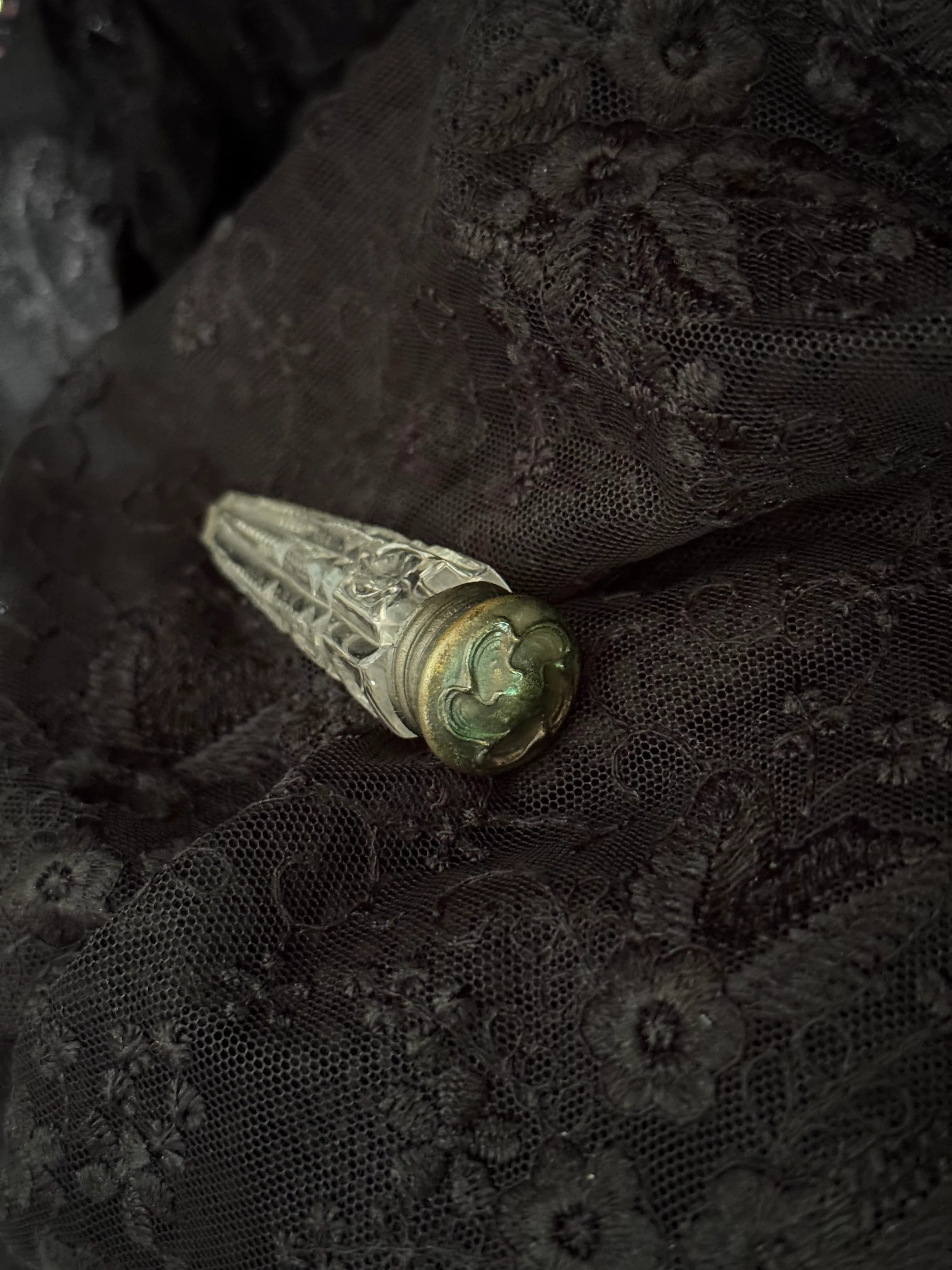 Real Victorian Tear Catcher - Image 4